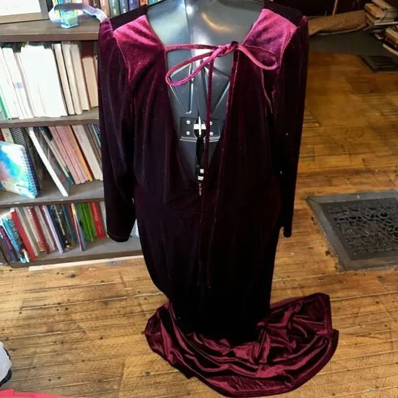 Blush Mark burgundy v-neck velvet slit 2x semi formal dress - Picture 3 of 4